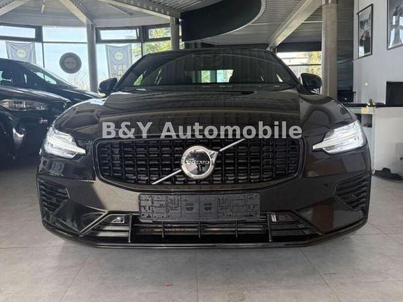 Gebraucht Mercedes E200 146 PS (107 kW) 2023 Andere Limousine