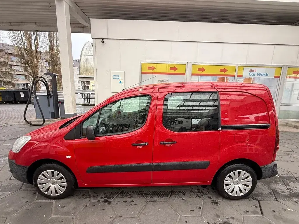 Gebraucht Citroën Berlingo 75 PS (55 kW) 2014 Rot Van / Kleinbus