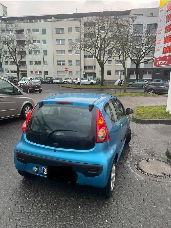 Gebraucht Peugeot 107 68 PS (50 kW) 2007 Blau Kleinwagen