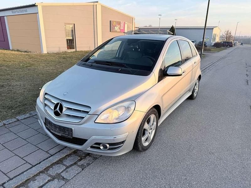 Gebraucht Mercedes B200 140 PS (102 kW) 2008 Polarsilber  metalliclack Van / Kleinbus