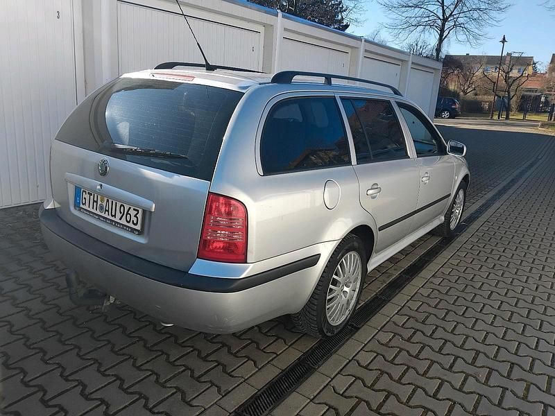 Gebraucht Skoda Octavia 102 PS (75 kW) 2003 Silber Kombi