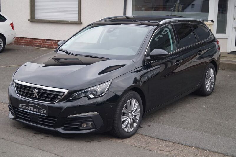 Schwarz Gebraucht 2021 Peugeot 308 Allure Kombi | 17.290 € (Superpreis) - Bild 1/4