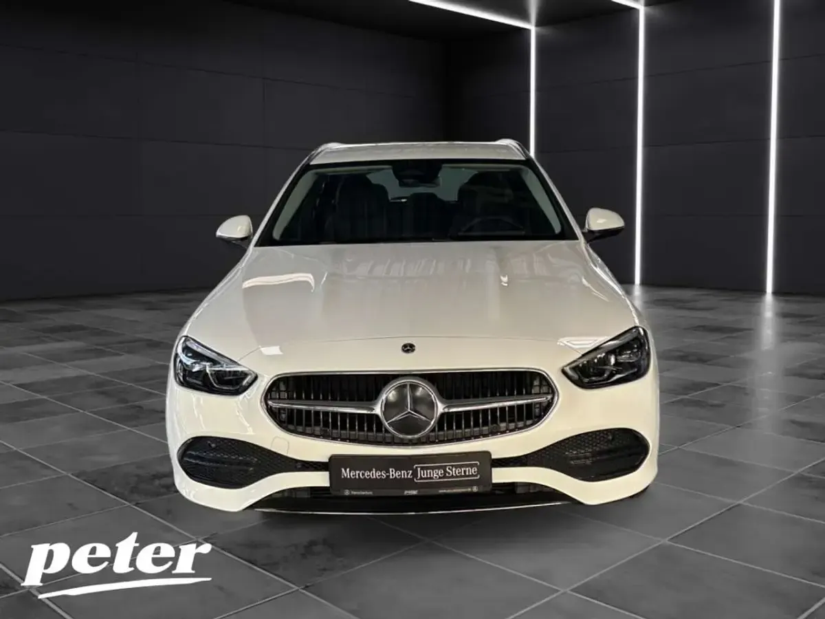 Gebraucht Mercedes C180 Avantgarde 170 PS (125 kW) 2025 Weiß Kombi
