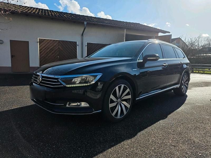 Gebraucht VW Passat 239 PS (175 kW) 2017 Schwarz Kombi