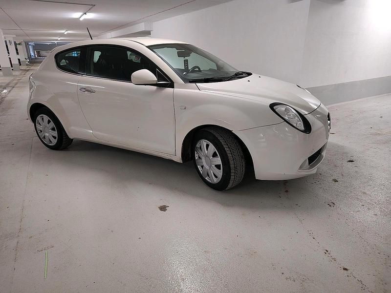 Gebraucht Alfa Romeo MiTo 120 PS (88 kW) 2011 Gelb Kleinwagen