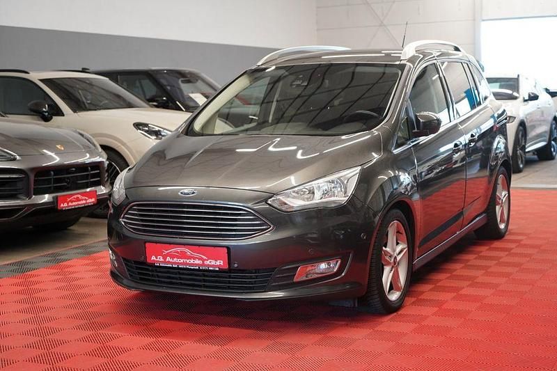 Grau Gebraucht 2015 Ford Grand C-Max Titanium Van / Kleinbus | 8.190 € (Fairer Preis) - Bild 1/4