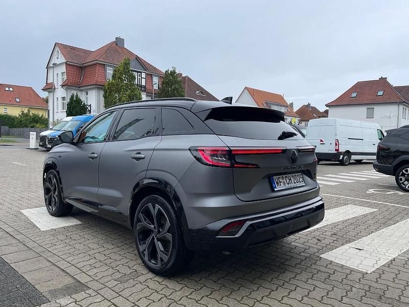 Gebraucht Renault Austral Techno Esprit Alpine 200 PS (147 kW) 2024 Grau kql + schwarz gne (grau) SUV