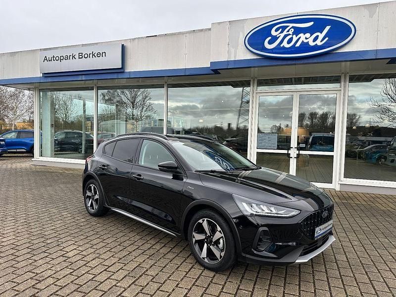 Gebraucht Ford Focus Active X 155 PS (114 kW) 2024 Schwarz Limousine
