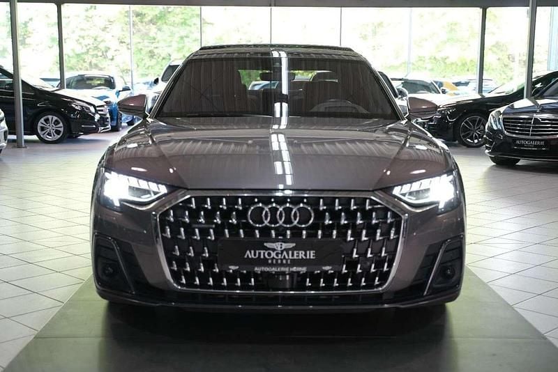 Usata Audi A8 340 CV (250 kW) 2022 Grigio Berlina