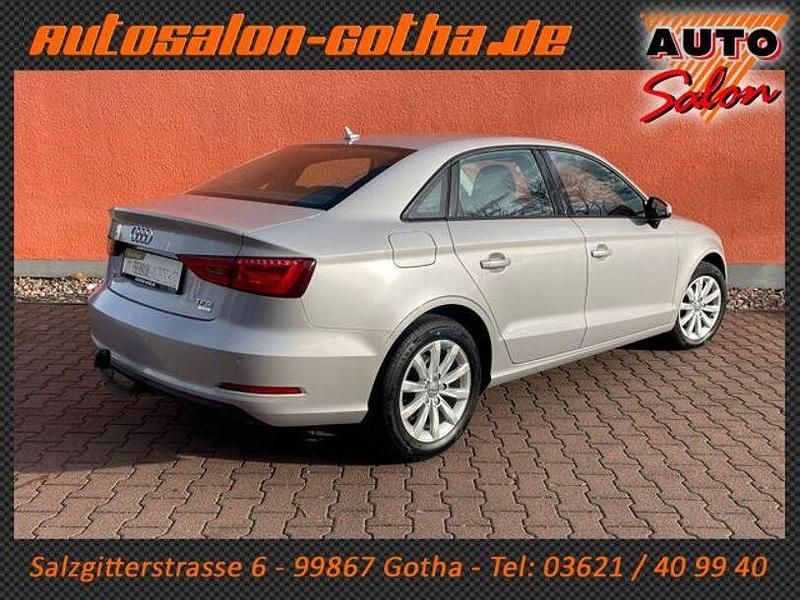 Gebraucht Audi A3 Ambiente 150 PS (110 kW) 2015 Grau Limousine