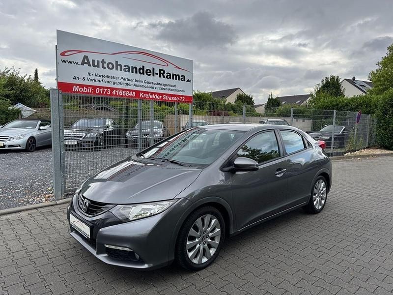 Polished metal Gebraucht 2012 Honda Civic Sport Limousine | 5.990 € (Etwas zu teuer) - Bild 1/4