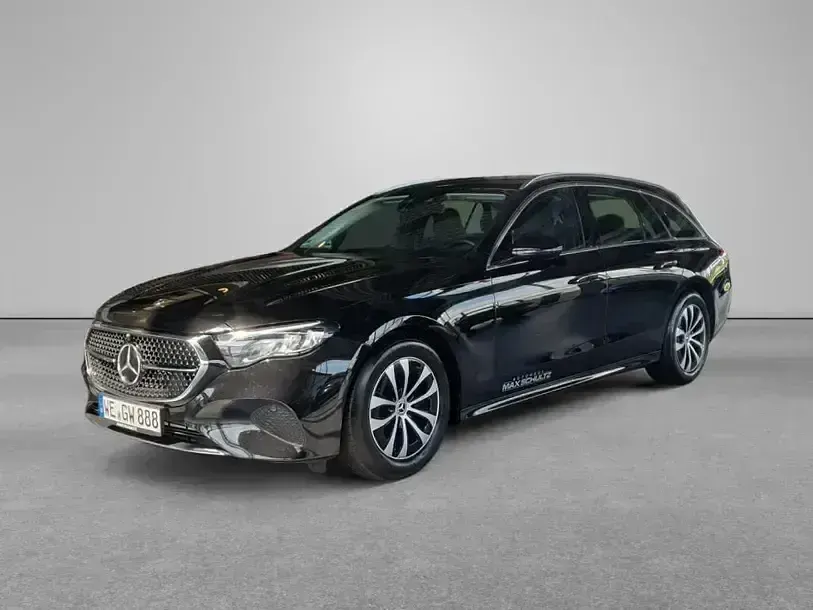 Gebraucht Mercedes E220 Avantgarde 197 PS (144 kW) 2024 Metalliclack obsidianschwarz Kombi