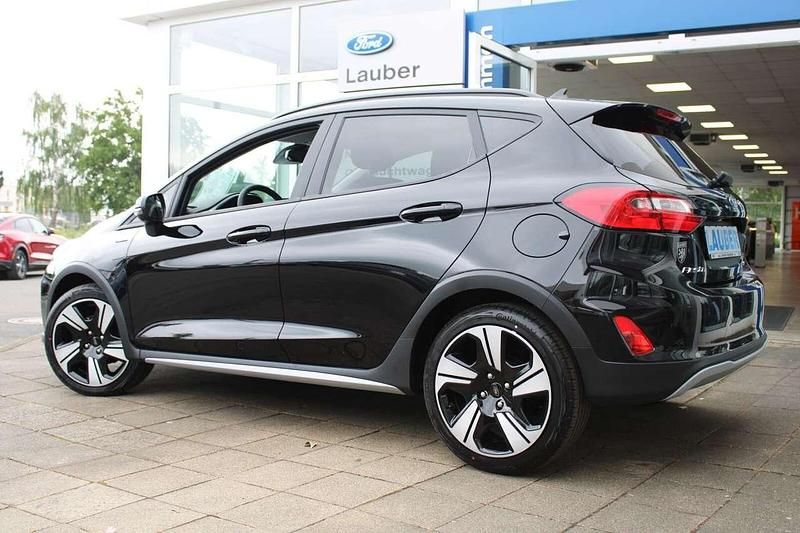 Gebraucht Ford Fiesta Active 125 PS (91 kW) 2023 Agate black Kleinwagen