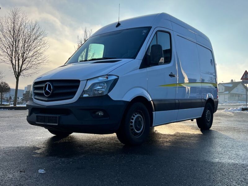 Weiß Gebraucht 2017 Mercedes Sprinter Van | 19.200 € (Teuer) - Bild 1/4