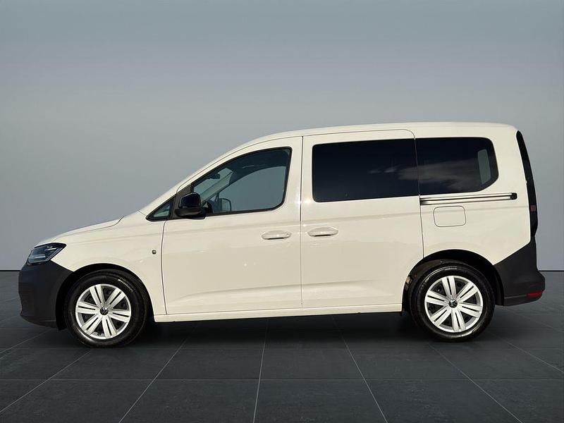 Second-hand VW Caddy 122 CP (89 kW) 2022 Alb Monovolum