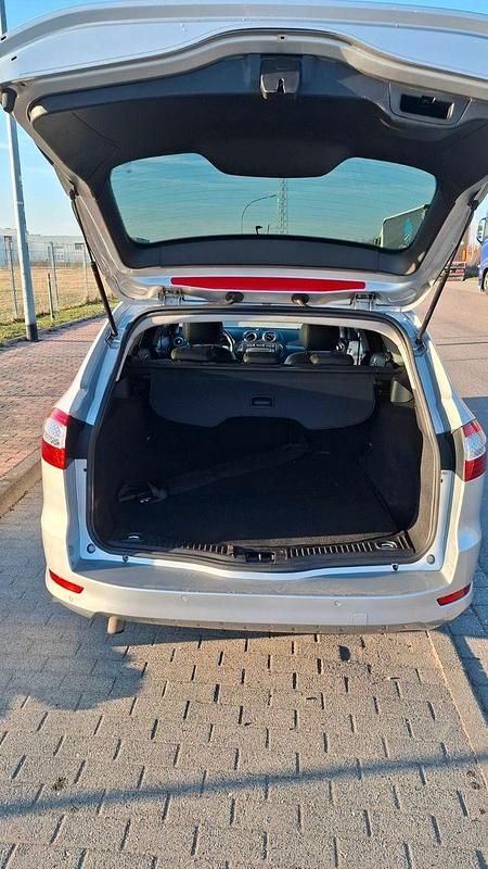 Gebraucht Ford Mondeo Titanium X 140 PS (102 kW) 2008 Silber Kombi