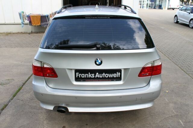 Gebraucht BMW 520 177 PS (130 kW) 2007 Grau metallic Kombi