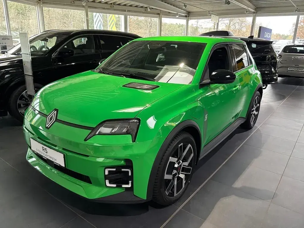 Neu Renault R5 Komfort 110 kW (150 PS) 2026 Pop green! Kleinwagen