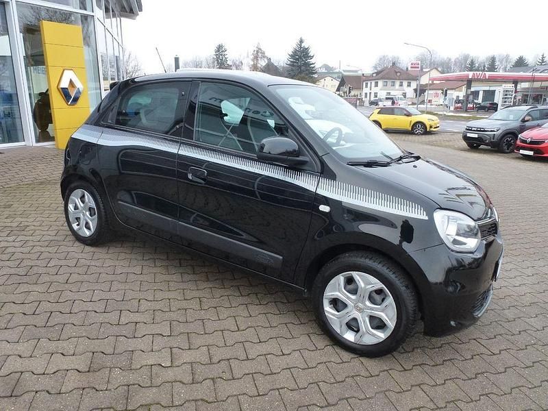 Gebraucht Renault Twingo LIMITED 65 PS (47 kW) 2021 Schwarz Kleinwagen