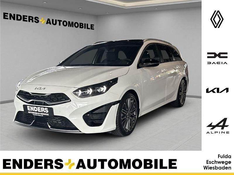 Weiss Gebraucht 2025 Kia Ceed GT-Line Kombi | 30.980 € (Fairer Preis) - Bild 1/4