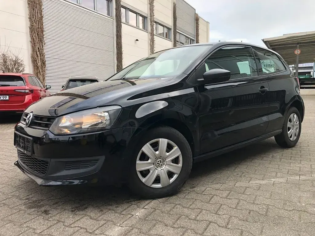 Gebraucht VW Polo 60 PS (44 kW) 2013 Schwarz Kleinwagen