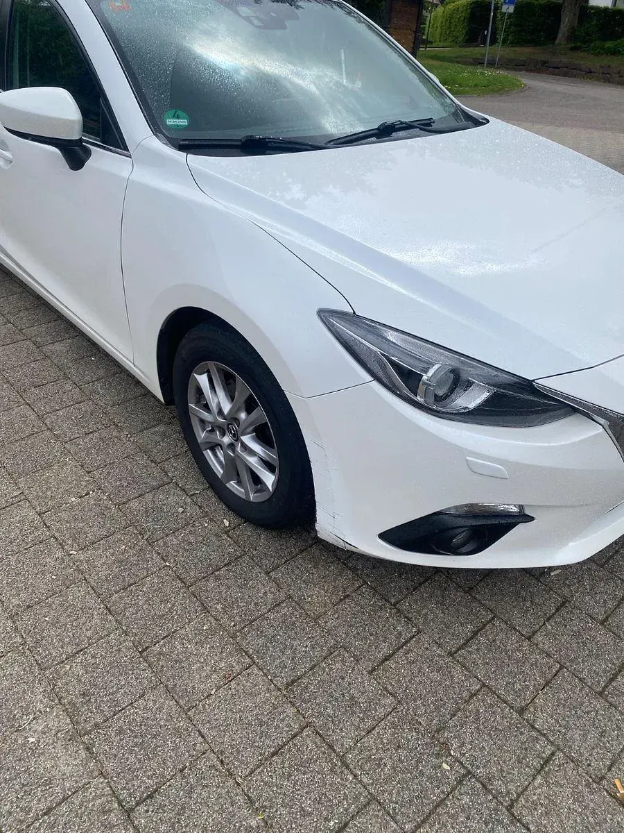 Second-hand Mazda 3 Sports-Line 150 CP (110 kW) 2015 Alb Berlinǎ