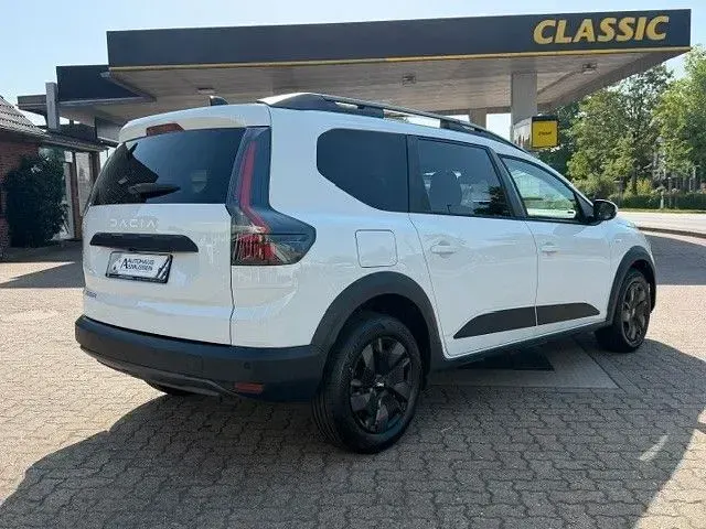 Neu Dacia Jogger Expression 110 PS (80 kW) 2026 Weiß Van / Kleinbus