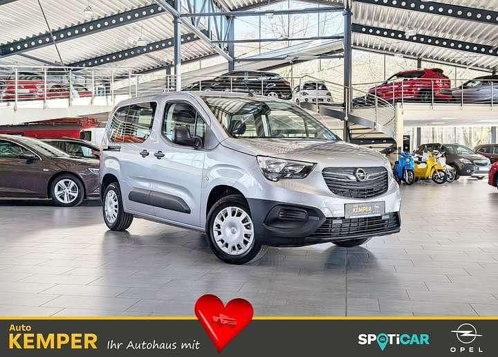 Gebraucht Opel Combo Life Edition 131 PS (96 kW) 2022 Van / Kleinbus