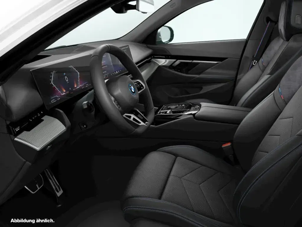 Gebraucht BMW 550e Comfort Edition 489 PS (359 kW) 2026 Kombi