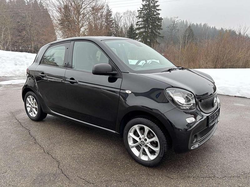 Gebraucht Smart ForFour Basis 71 PS (52 kW) 2015 Schwarz Kleinwagen