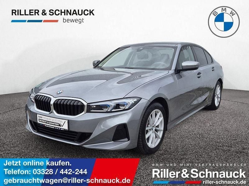 Skyscraper grau Gebraucht 2025 BMW 318 Shadowline Limousine | 32.750 € (Guter Preis) - Bild 1/4