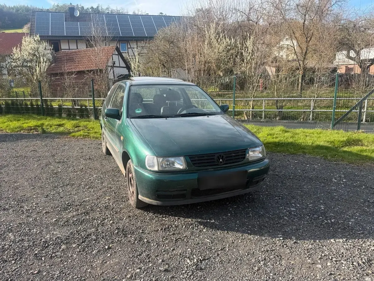 Gebraucht VW Polo 60 PS (44 kW) 1998 Grün Kleinwagen