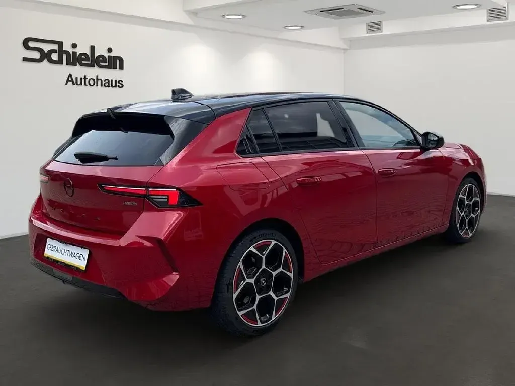 Gebraucht Opel Astra GS Line 181 PS (133 kW) 2022 Chili rot/kardio rot Kleinwagen