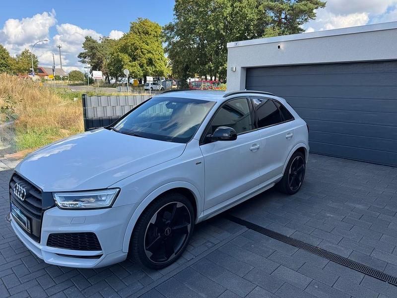 Weiß Gebraucht 2017 Audi Q3 Sport SUV | 21.500 € (Etwas zu teuer) - Bild 1/4