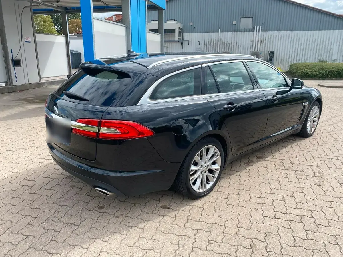 Gebraucht Jaguar XF Sportbrake 200 PS (147 kW) 2013 Schwarz Kombi