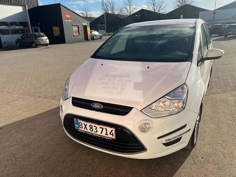 Gebraucht Ford S-MAX Trend 163 PS (119 kW) 2014 Weiß Van / Kleinbus