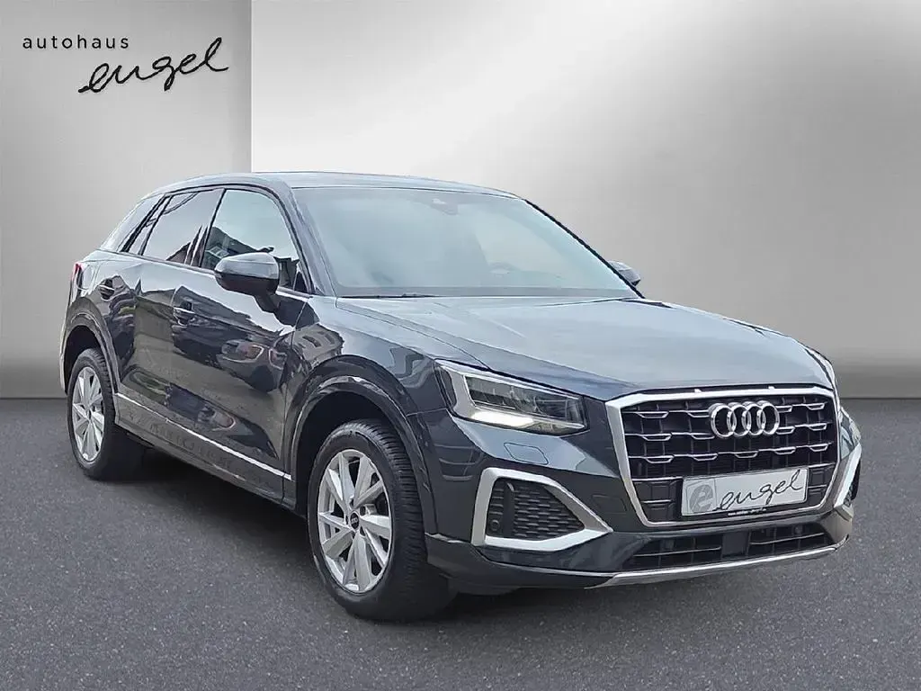 Gebraucht Audi Q2 Advanced 150 PS (110 kW) 2025 Grau SUV