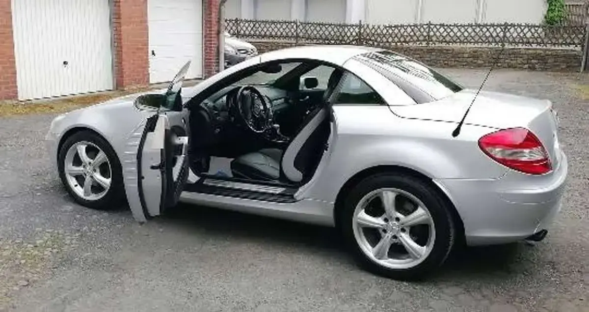 Gebraucht Mercedes SLK200 163 PS (119 kW) 2005 Silber Cabrio