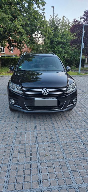 Schwarz Gebraucht 2013 VW Tiguan Life SUV | 9.700 € (Guter Preis) - Bild 1/4