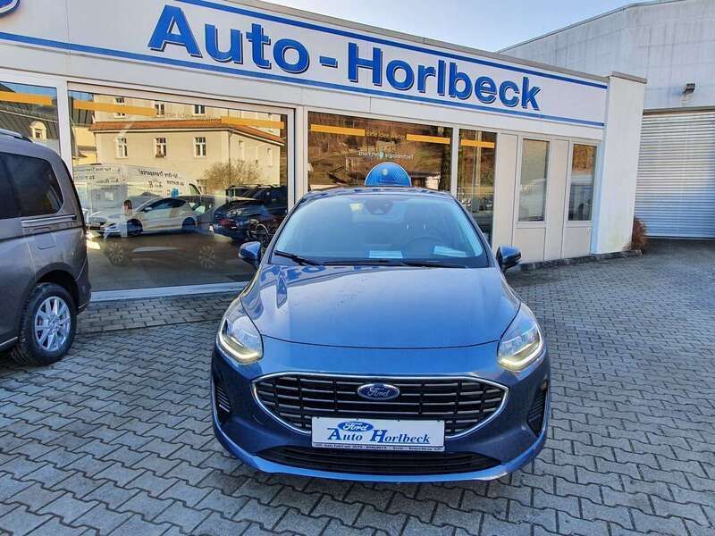 Gebraucht Ford Fiesta Titanium 125 PS (91 kW) 2023 Chromablau metallic Kleinwagen