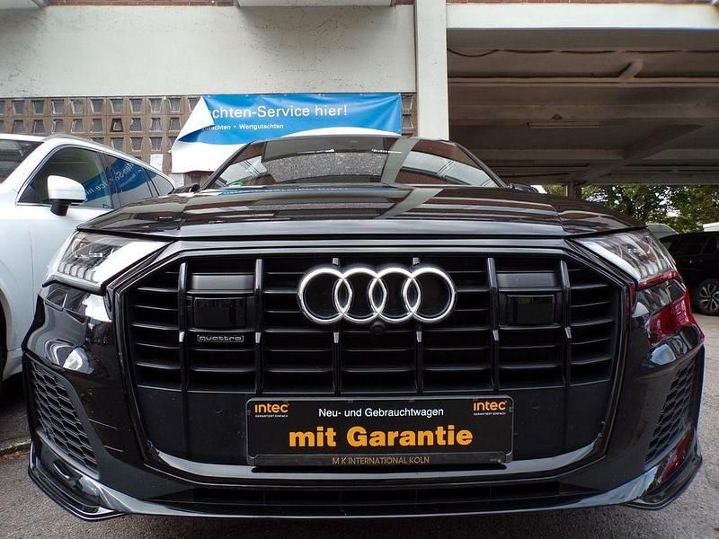 Schwarz Gebraucht 2020 Audi Q7 Sport SUV | 41.900 € (Teuer) - Bild 1/4