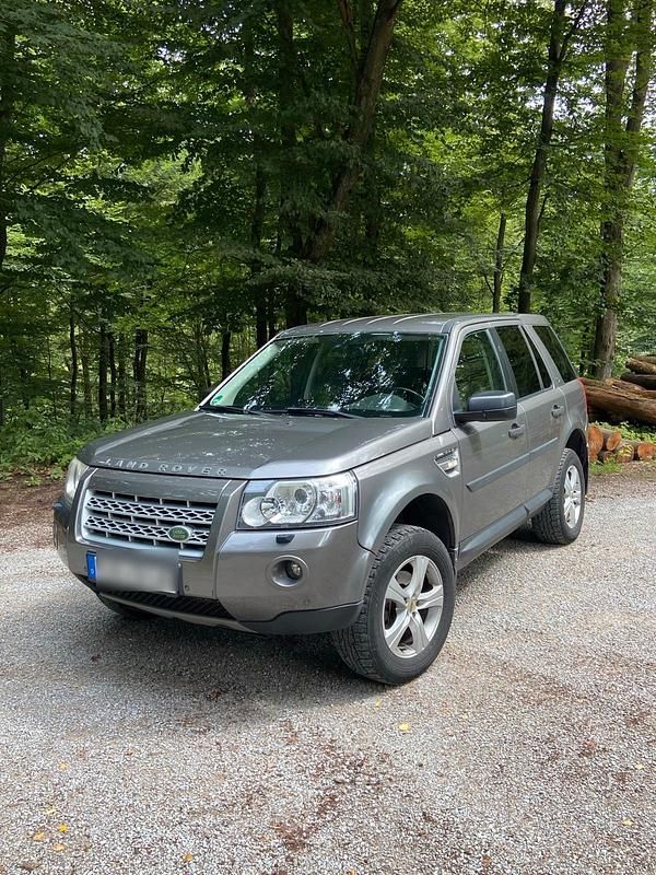 Silber Gebraucht 2008 Land Rover Freelander 2 SUV | 5.990 € (Etwas zu teuer) - Bild 1/4