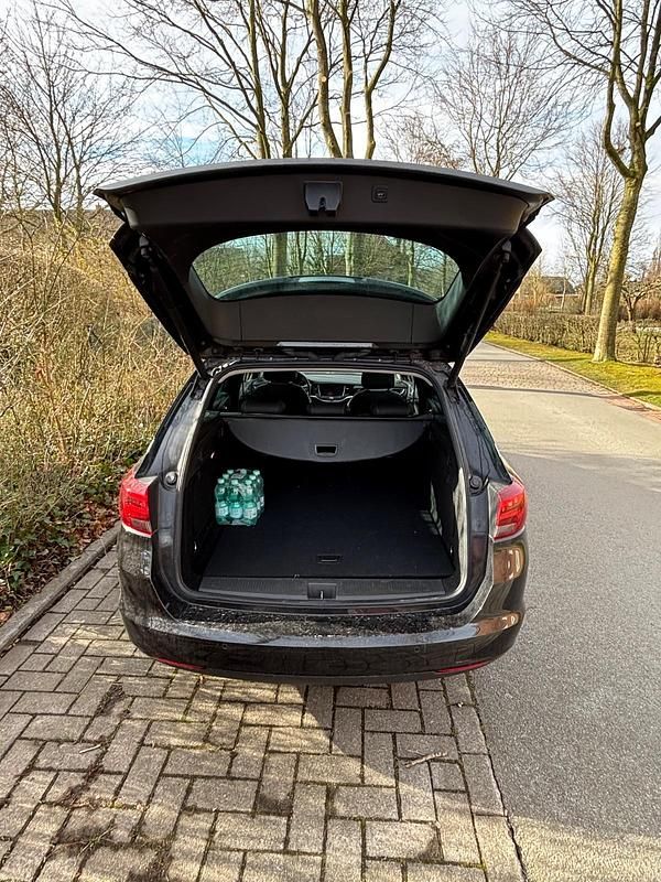 Gebraucht Opel Astra Elegance 122 PS (89 kW) 2020 Schwarz Kombi