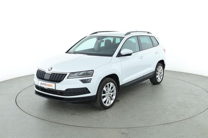 Weiß Gebraucht 2019 Skoda Karoq Style SUV | 21.790 € (Fairer Preis) - Bild 1/3