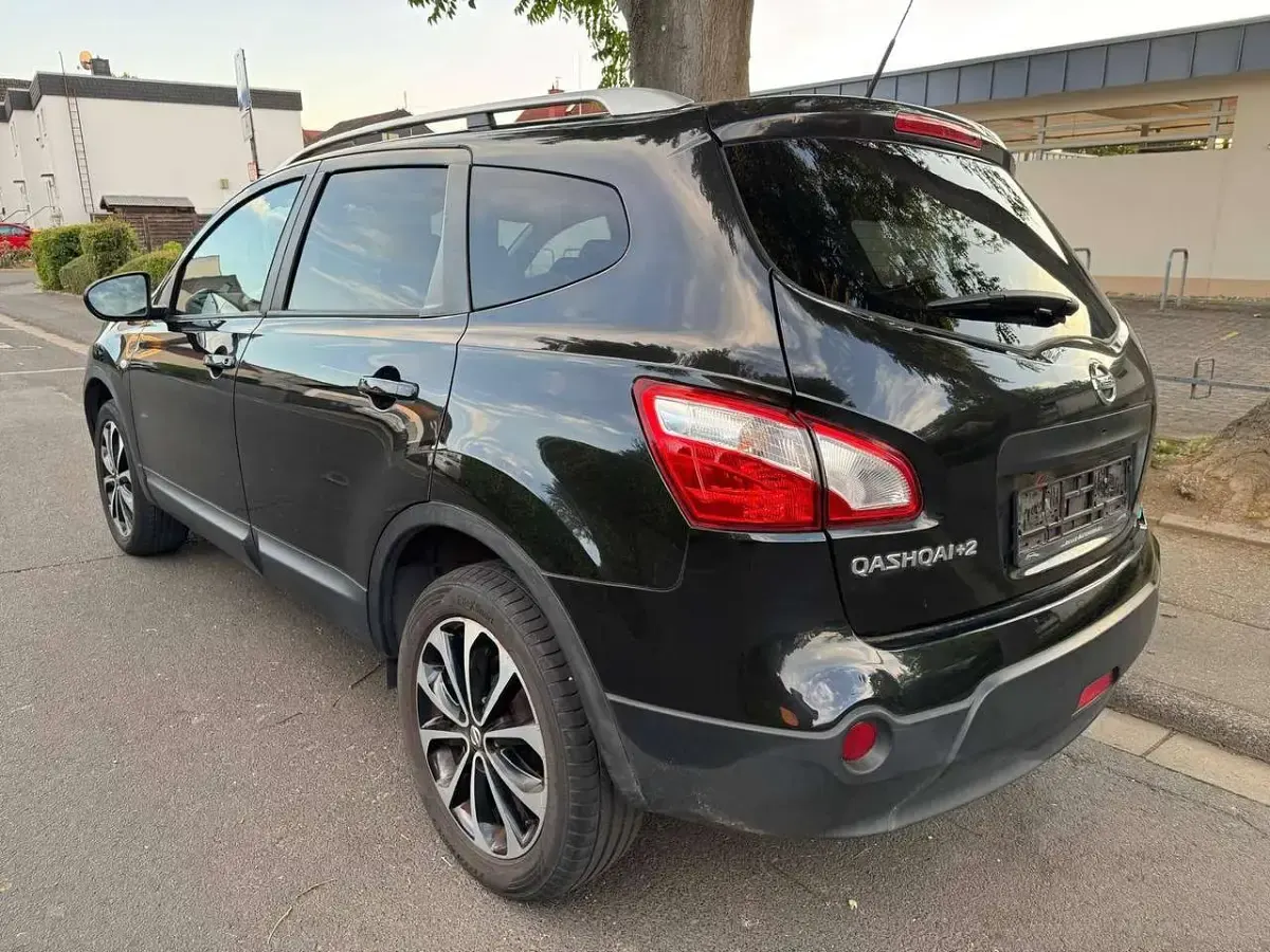 Gebraucht Nissan Qashqai +2 I-Way 131 PS (96 kW) 2012 Black (m) SUV