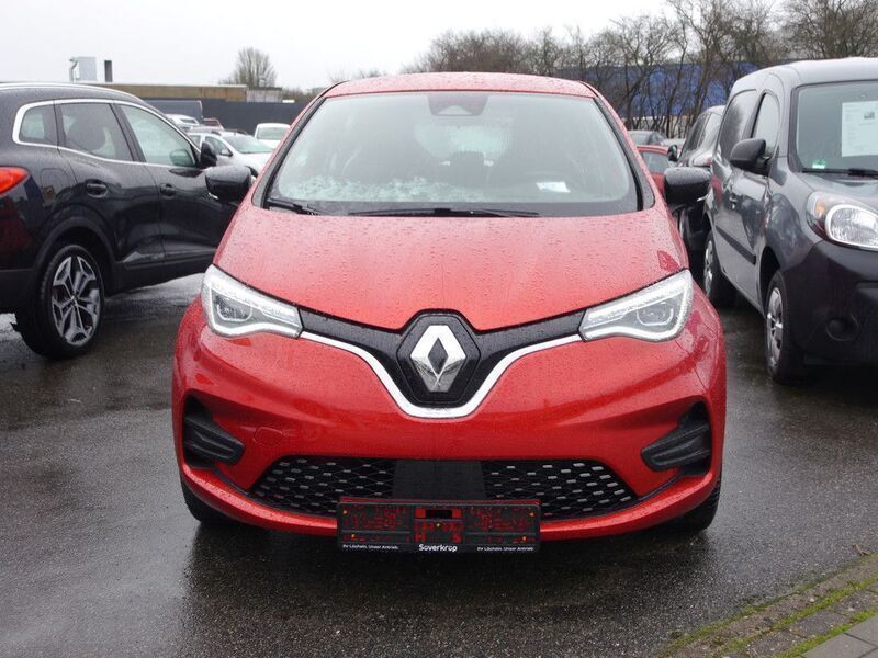 Second-hand Renault Zoe Evolution 50 kW (69 CP) 2022 Roșu Hatchback