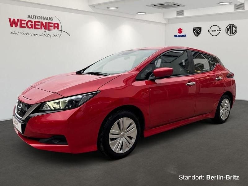 Red (s) Gebraucht 2021 Nissan Leaf Visia Kleinwagen | 14.980 € (Fairer Preis) - Bild 1/4