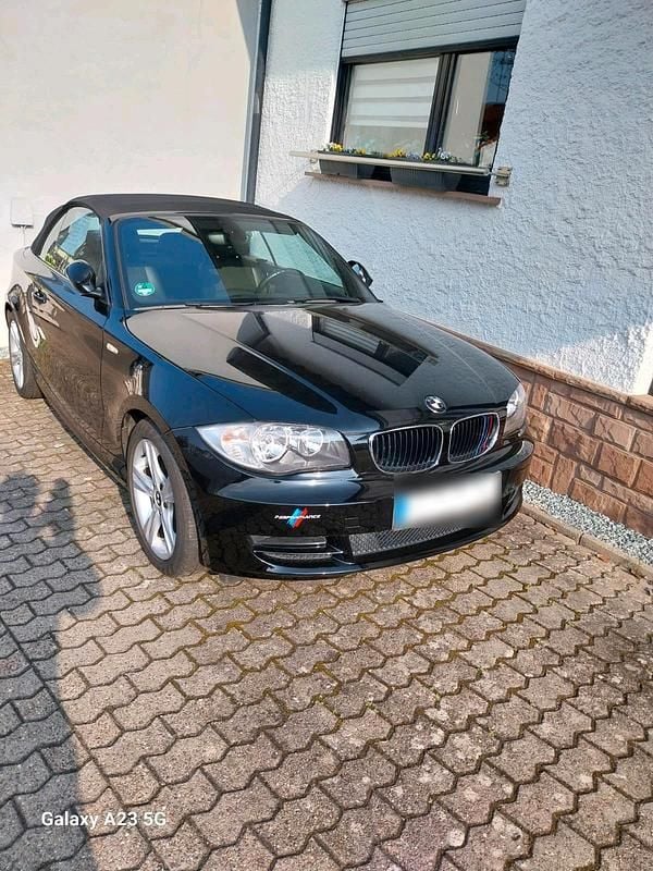 Gebraucht BMW 118 Cabriolet 143 PS (105 kW) 2008 Schwarz Cabrio