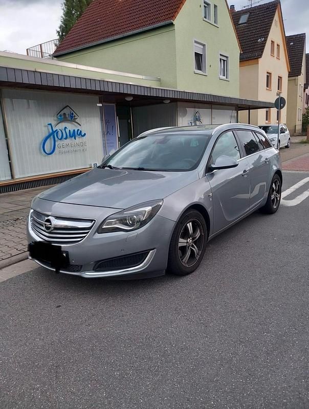 Grau Gebraucht 2013 Opel Insignia Kombi | 6.400 € (Fairer Preis) - Bild 1/4