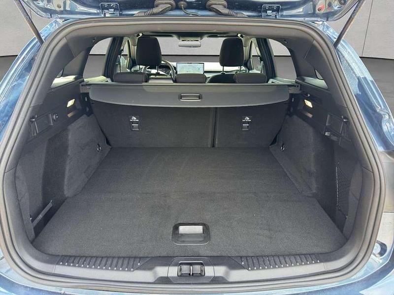 Gebraucht Ford Focus ST-Line 155 PS (114 kW) 2024 Chrome blue metallic Kombi